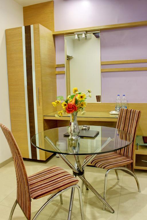 فندق كورونا Bharuch المظهر الخارجي الصورة